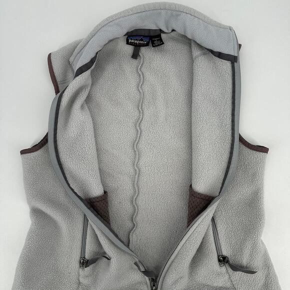 Vintage Patagonia Gray Synchilla Made in Canada tech vest. Woman’s size L - Picture 4 of 5